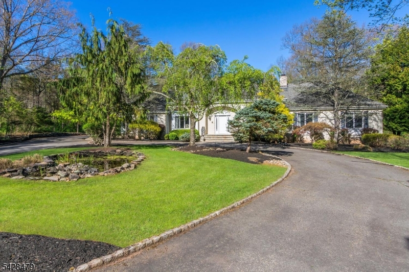 55 Janelle Ct