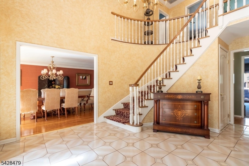 55 Janelle Ct
