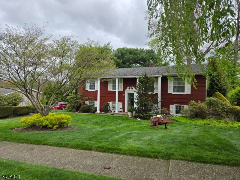 3 Perrelli Ln