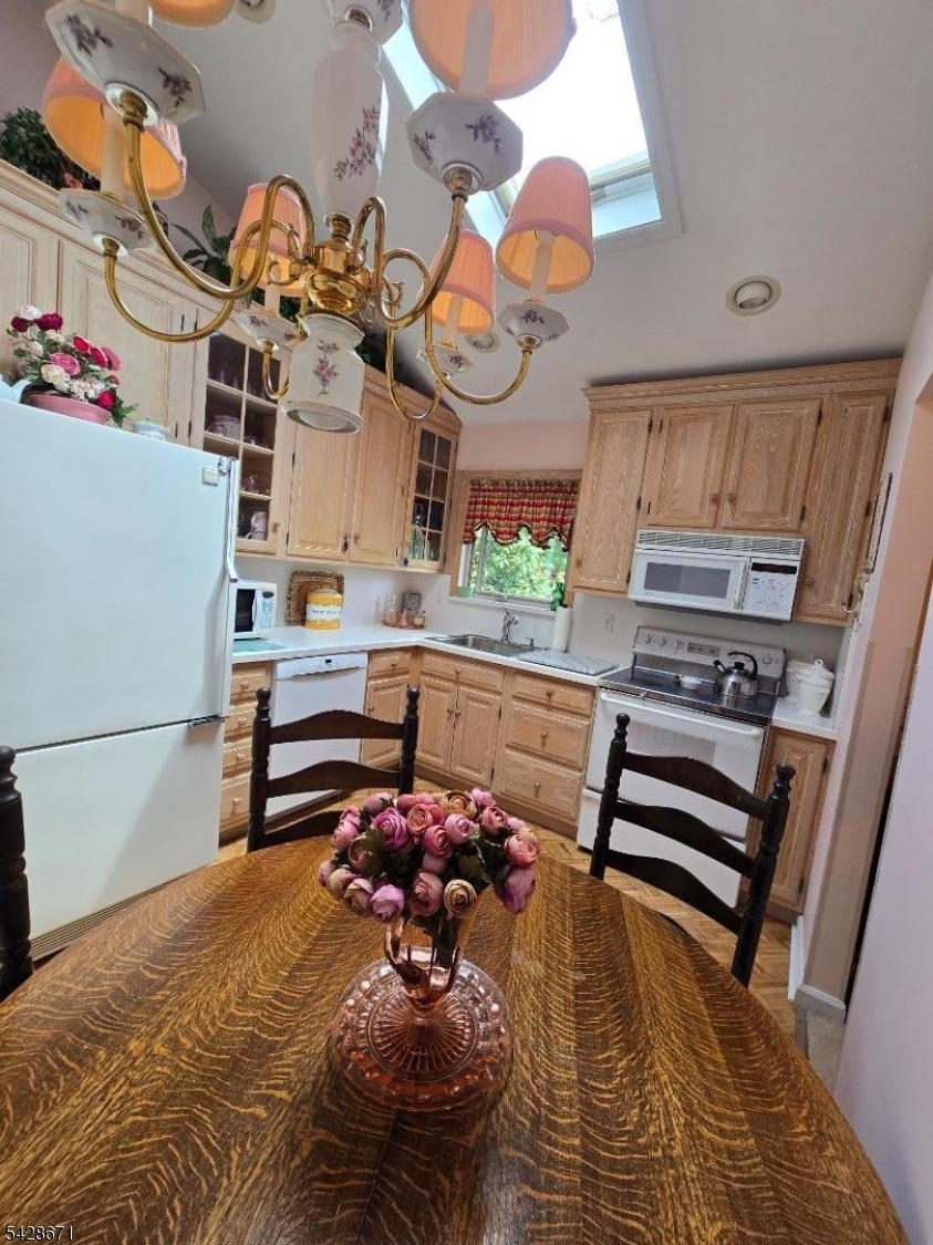 3 Perrelli Ln