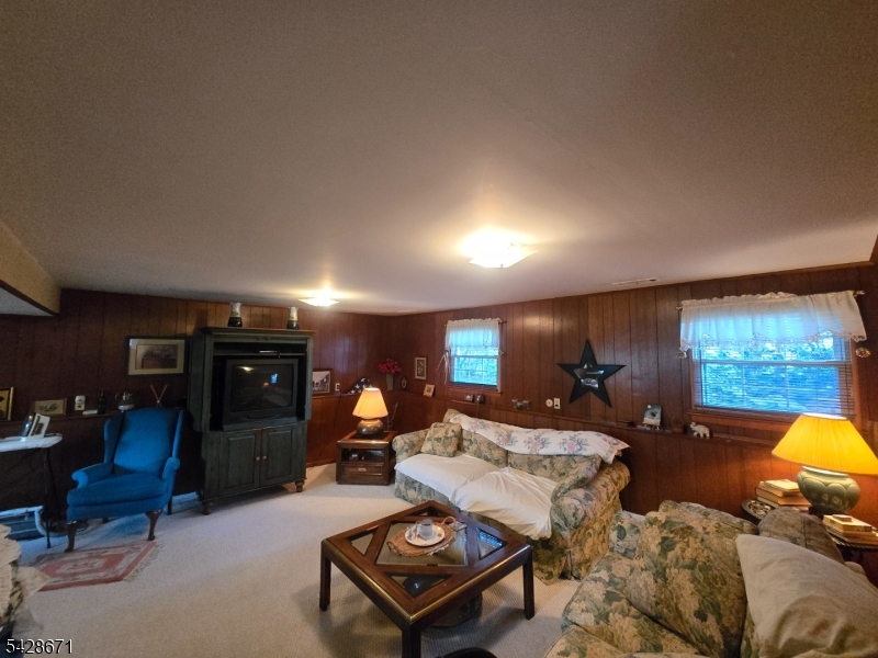 3 Perrelli Ln
