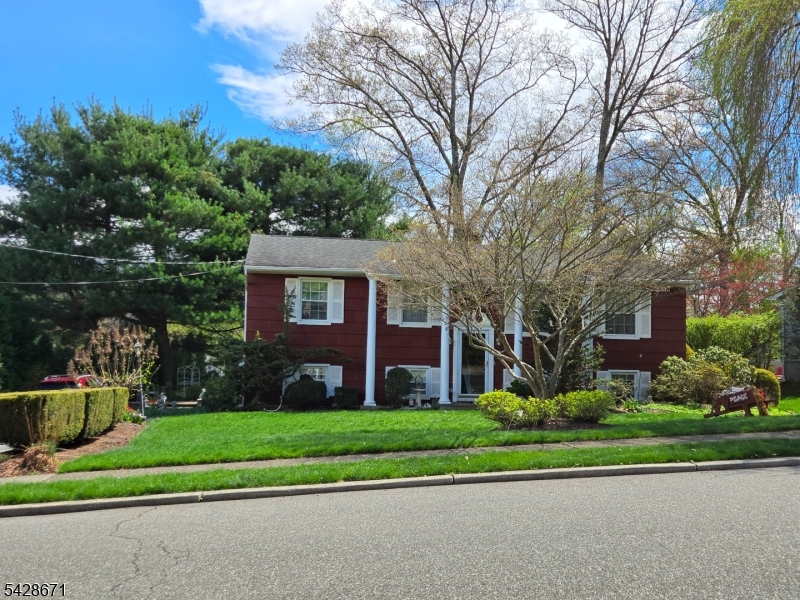 3 Perrelli Ln