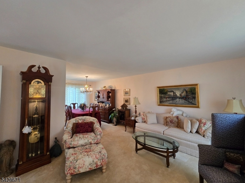 3 Perrelli Ln