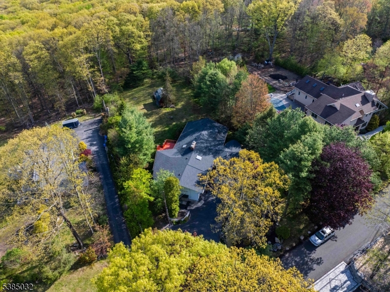 6 Seabert Ln