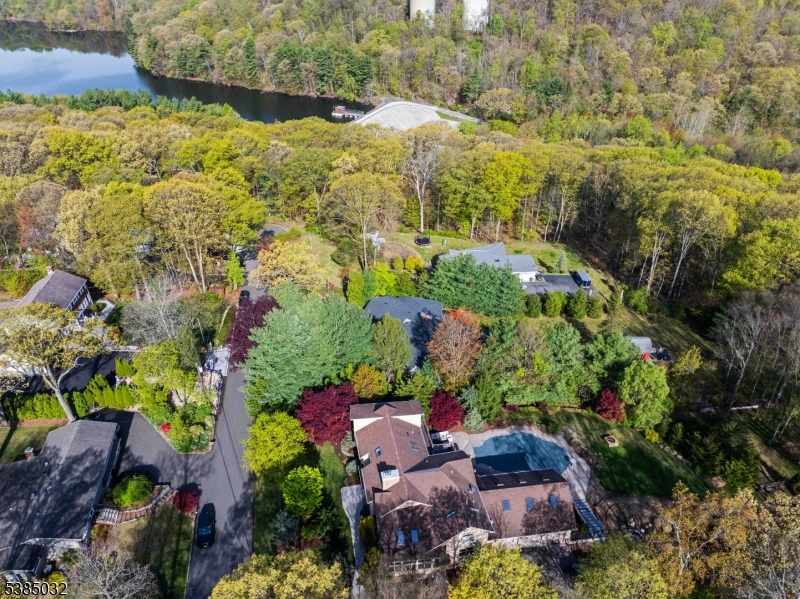 6 Seabert Ln