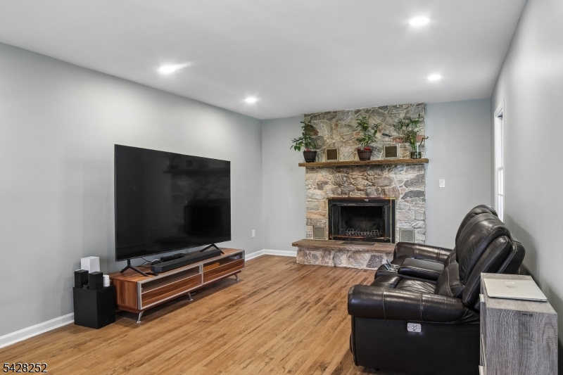 153 Smallwood Ave