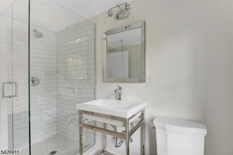 89 Maplewood Ave #1