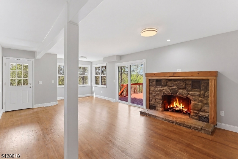 26 Hillview Ter