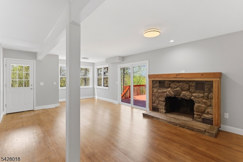 26 Hillview Ter