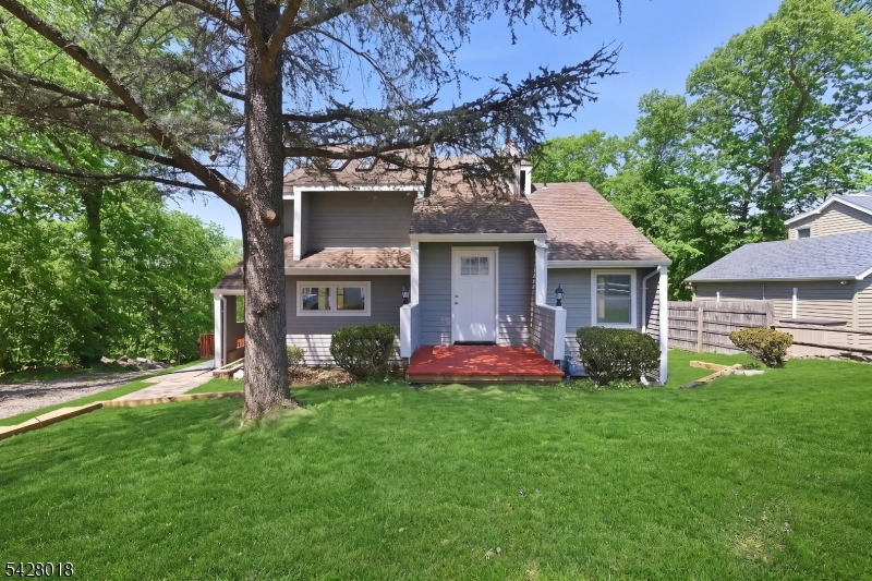 26 Hillview Ter