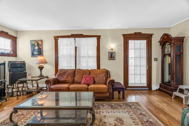 1281 Longfellow Ave