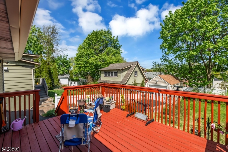 1281 Longfellow Ave