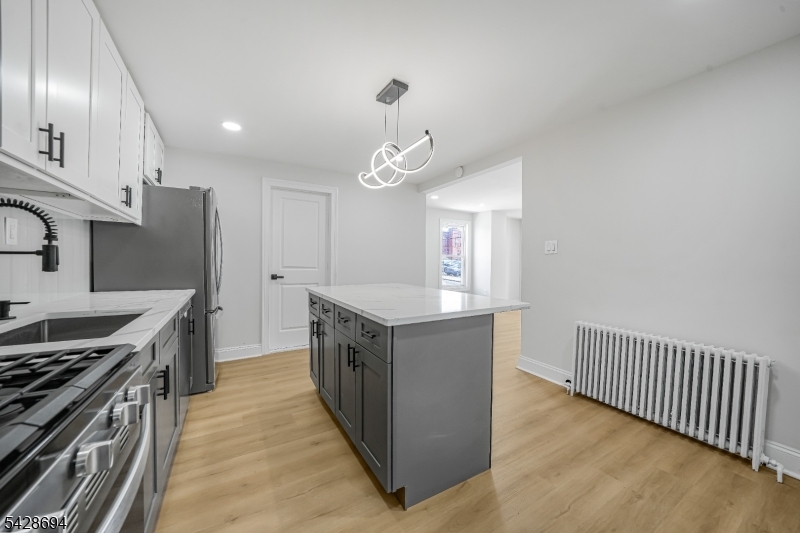 171 20Th Ave
