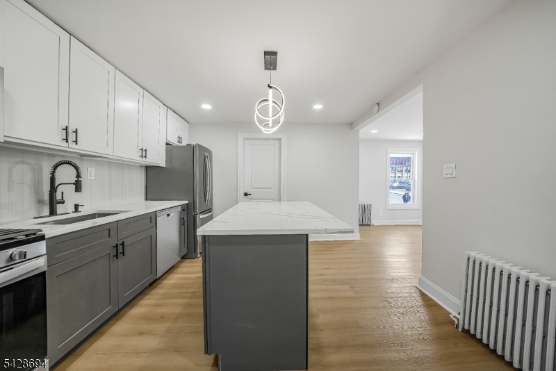 171 20Th Ave