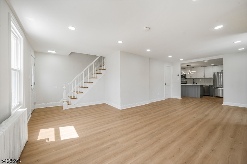 171 20Th Ave