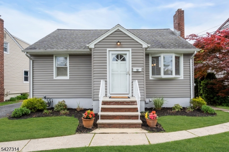 58 Locust Dr