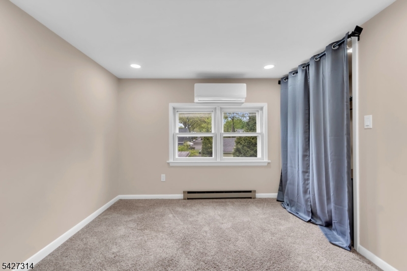 58 Locust Dr