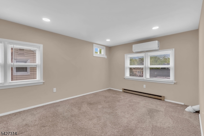 58 Locust Dr
