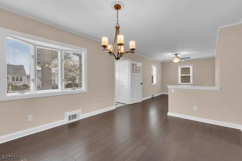 58 Locust Dr