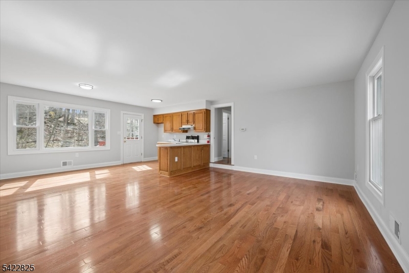 315 Hudson Ave