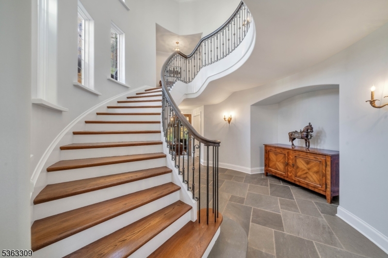 66 Charles Road