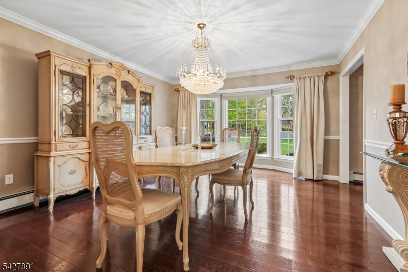 5 Revere Ct
