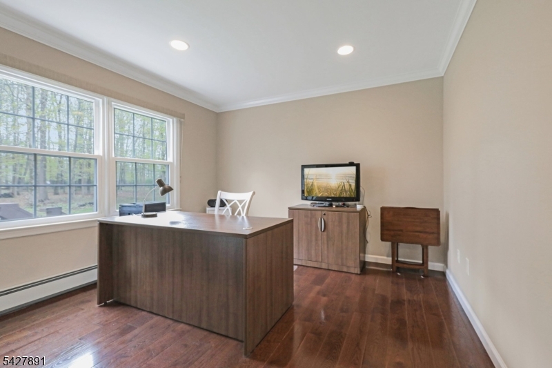 5 Revere Ct
