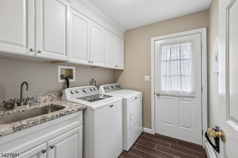 5 Revere Ct