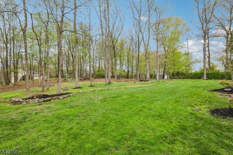 5 Revere Ct