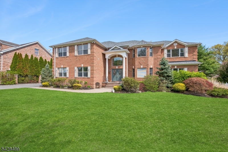 5 Francesca Ct