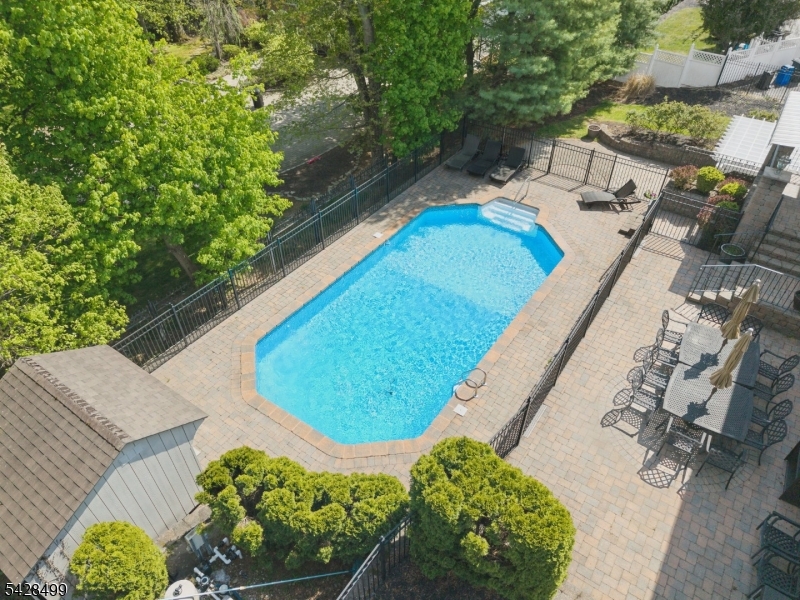 5 Francesca Ct