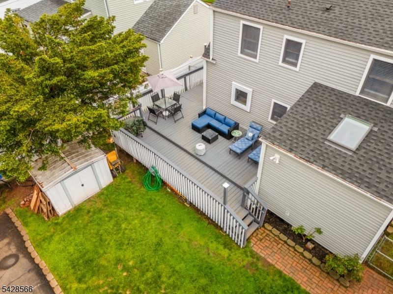 775 W Inman Ave