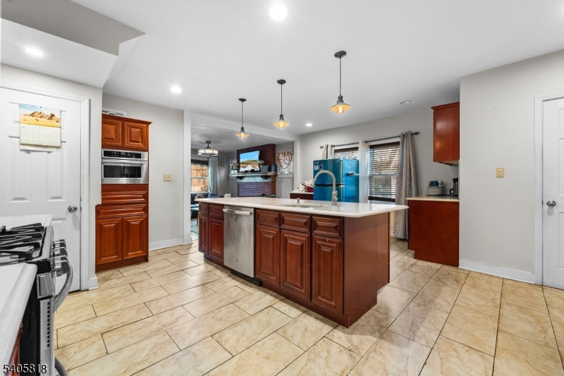 130 Renner Ave