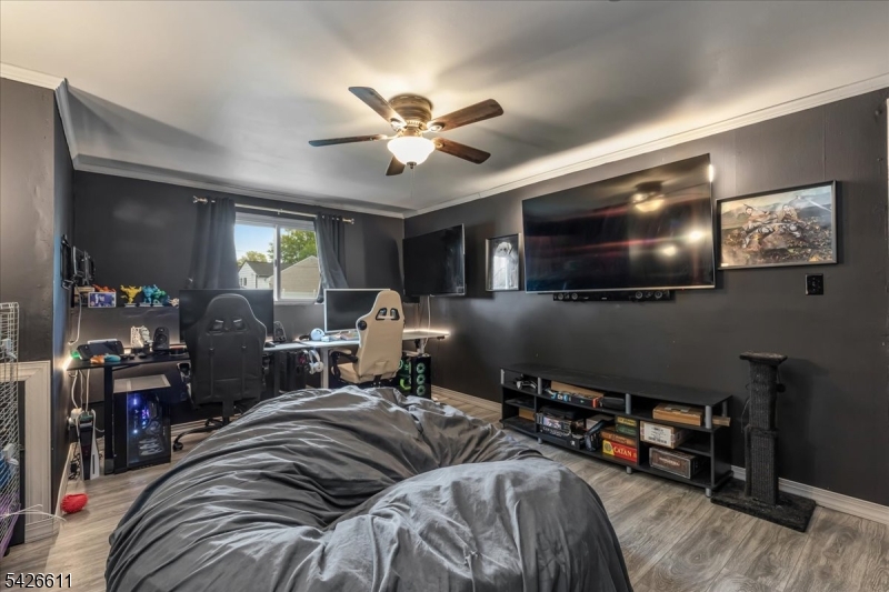 1811 Verona Ave