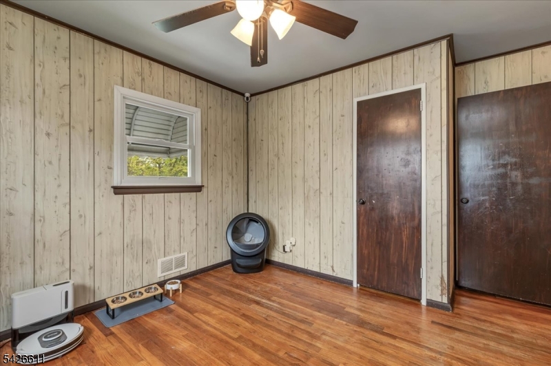 1811 Verona Ave