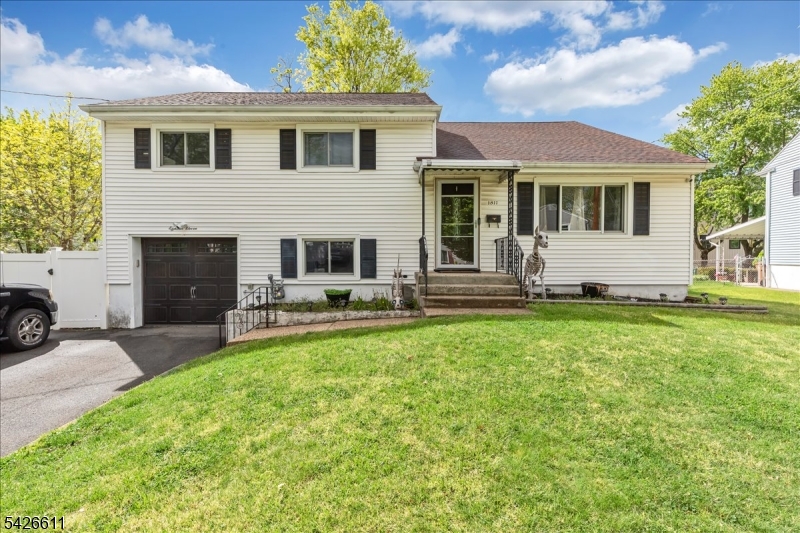 1811 Verona Ave