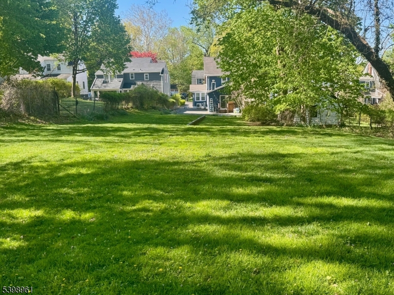 43 Parker Ave