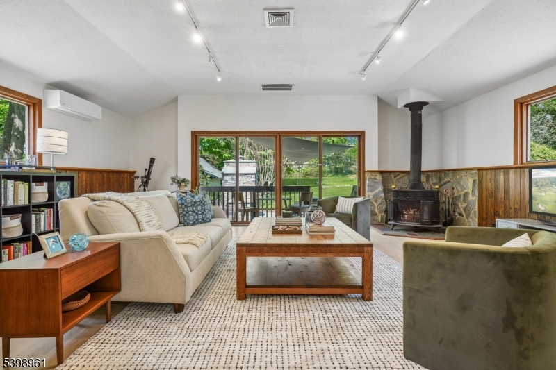 43 Parker Ave