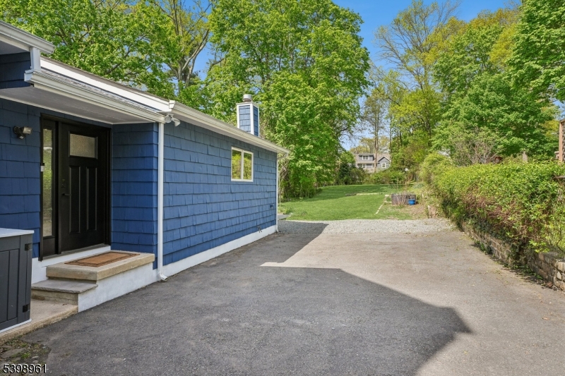 43 Parker Ave