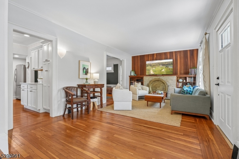 43 Parker Ave