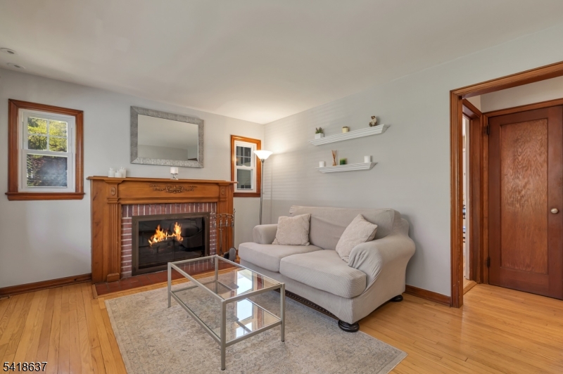75 Hillside Ave