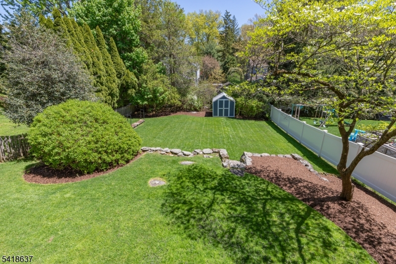 75 Hillside Ave