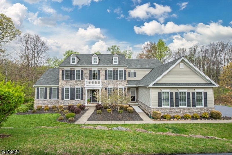 49 Sovereign Dr