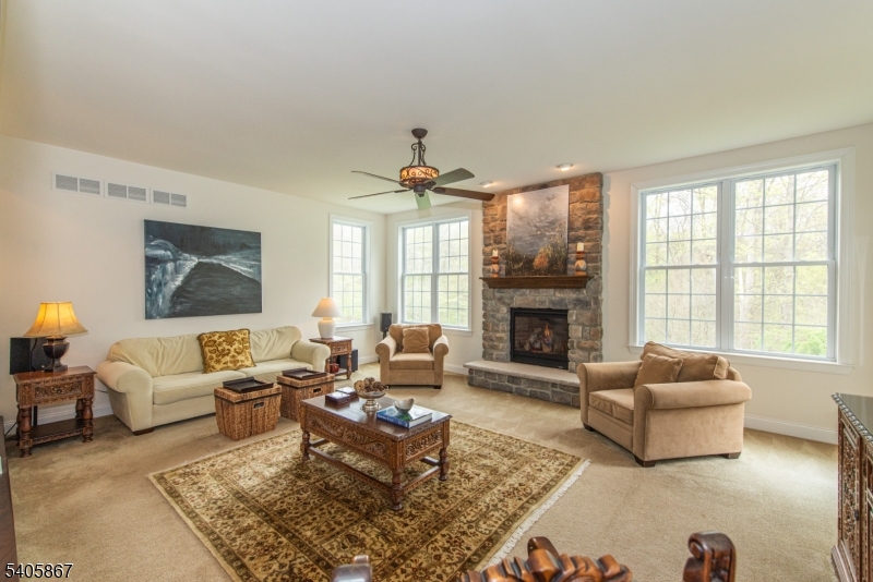 49 Sovereign Dr