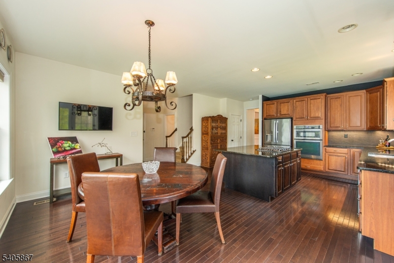 49 Sovereign Dr