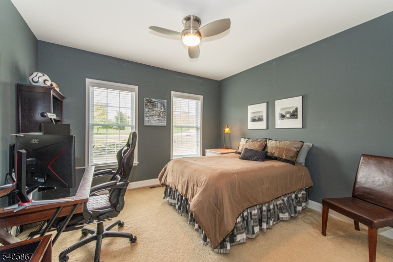 49 Sovereign Dr