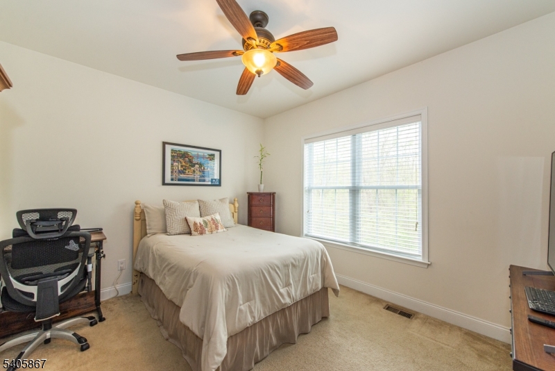 49 Sovereign Dr