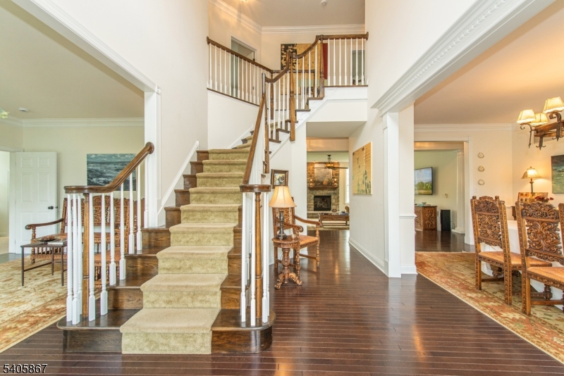 49 Sovereign Dr