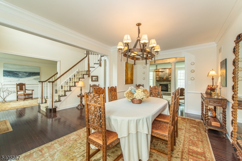 49 Sovereign Dr