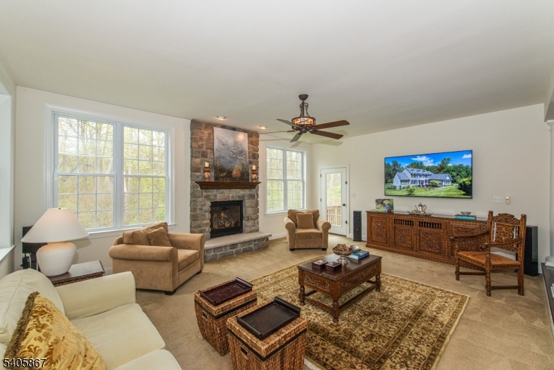 49 Sovereign Dr